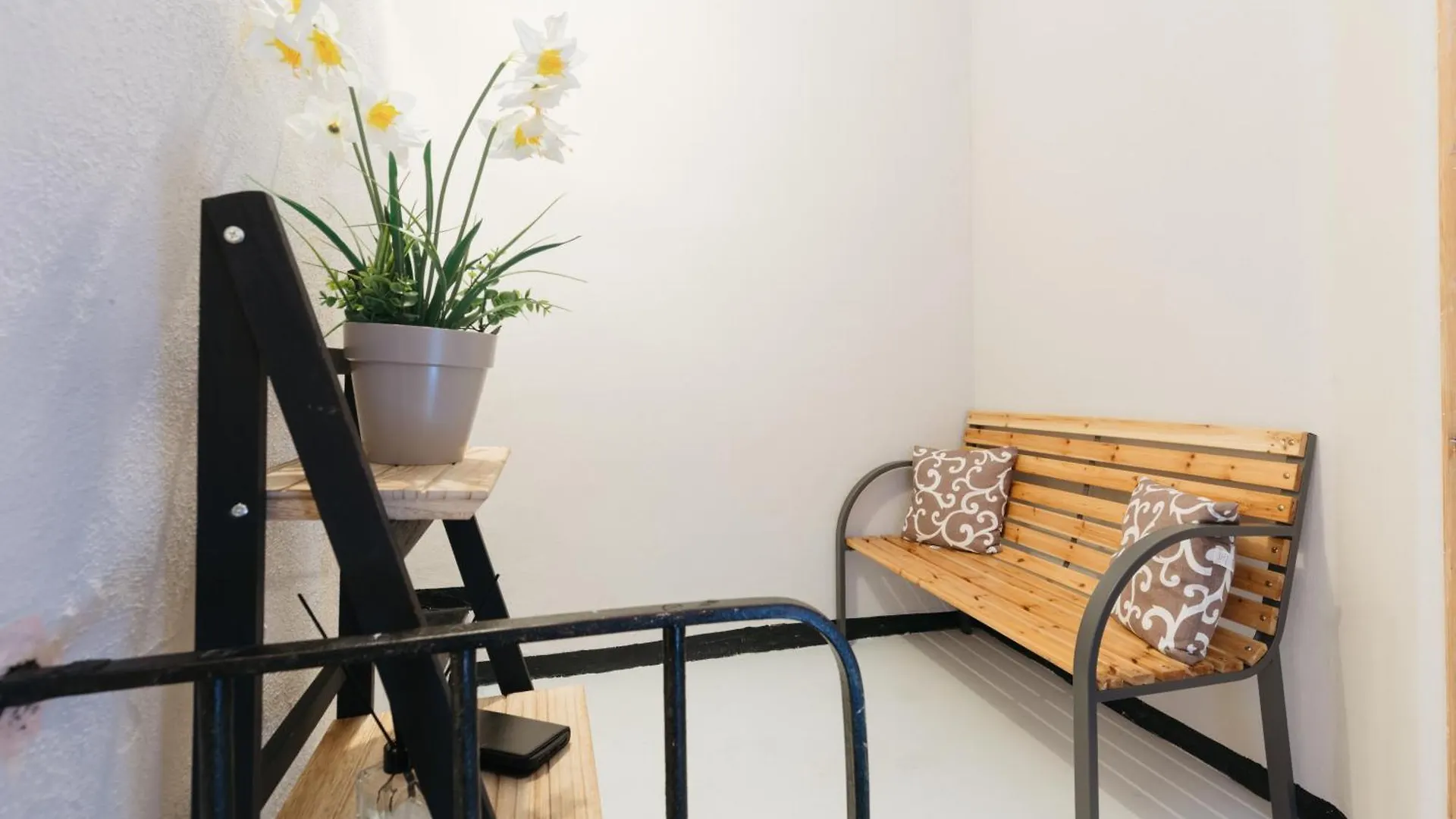 Le Case Di Maggie Isolabona Guest house