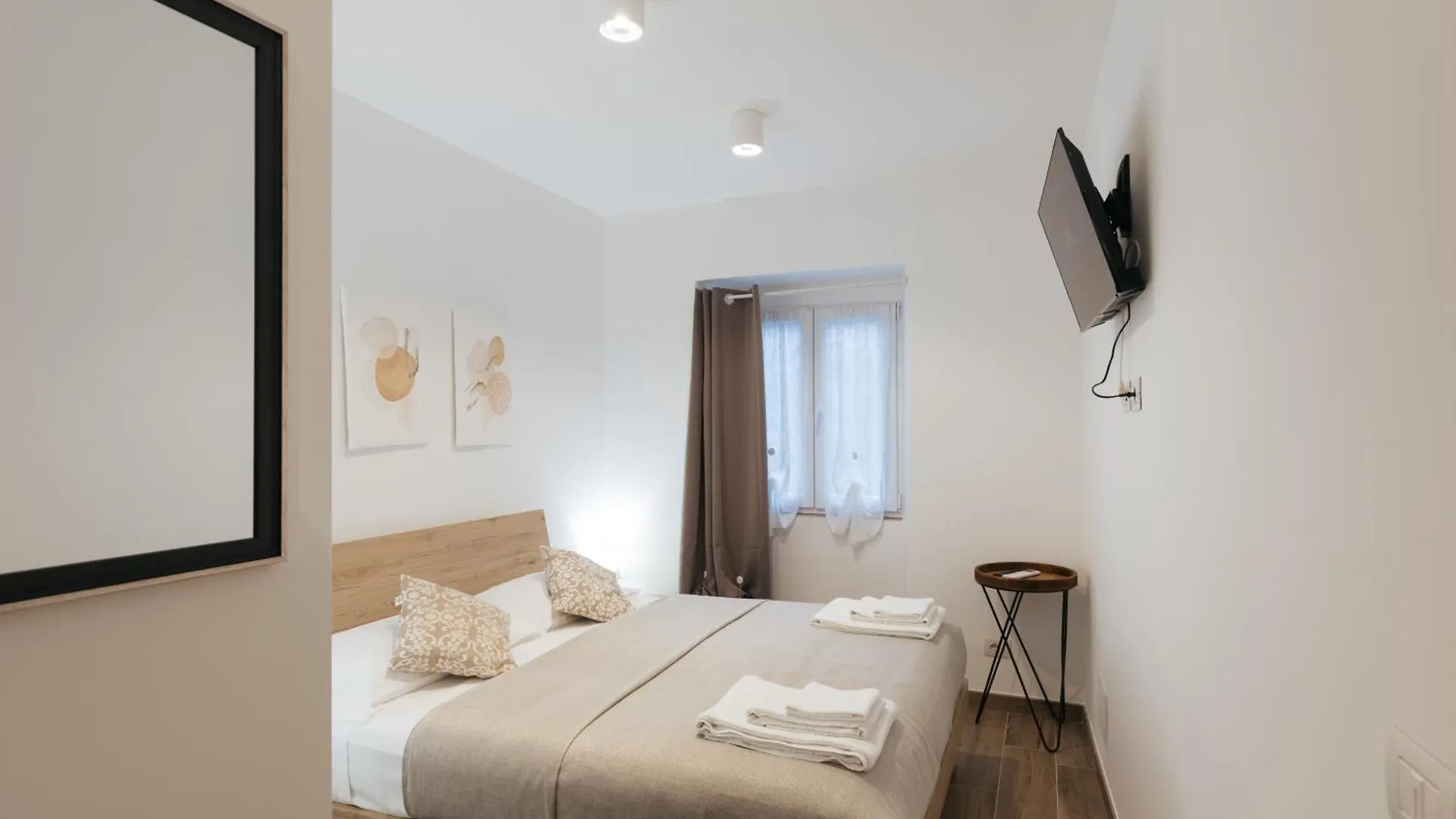 Le Case Di Maggie Isolabona Guest house